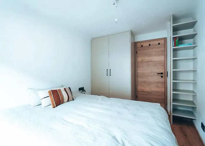 Charming Apartment Close To The Slopes, Skiing & Hiking